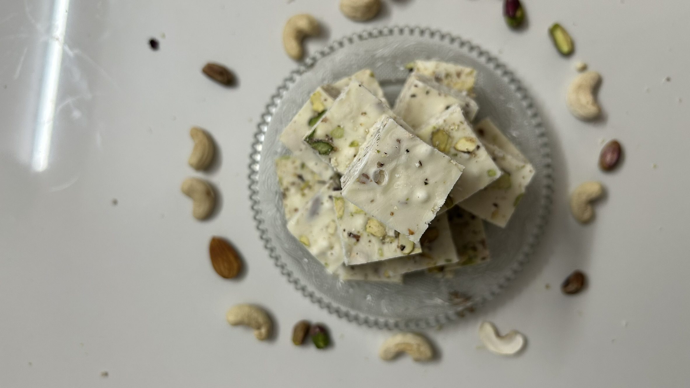 White Chocolate Dryfruit Bites
