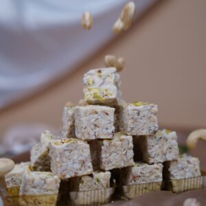 White Chocolate Dryfruit Bites