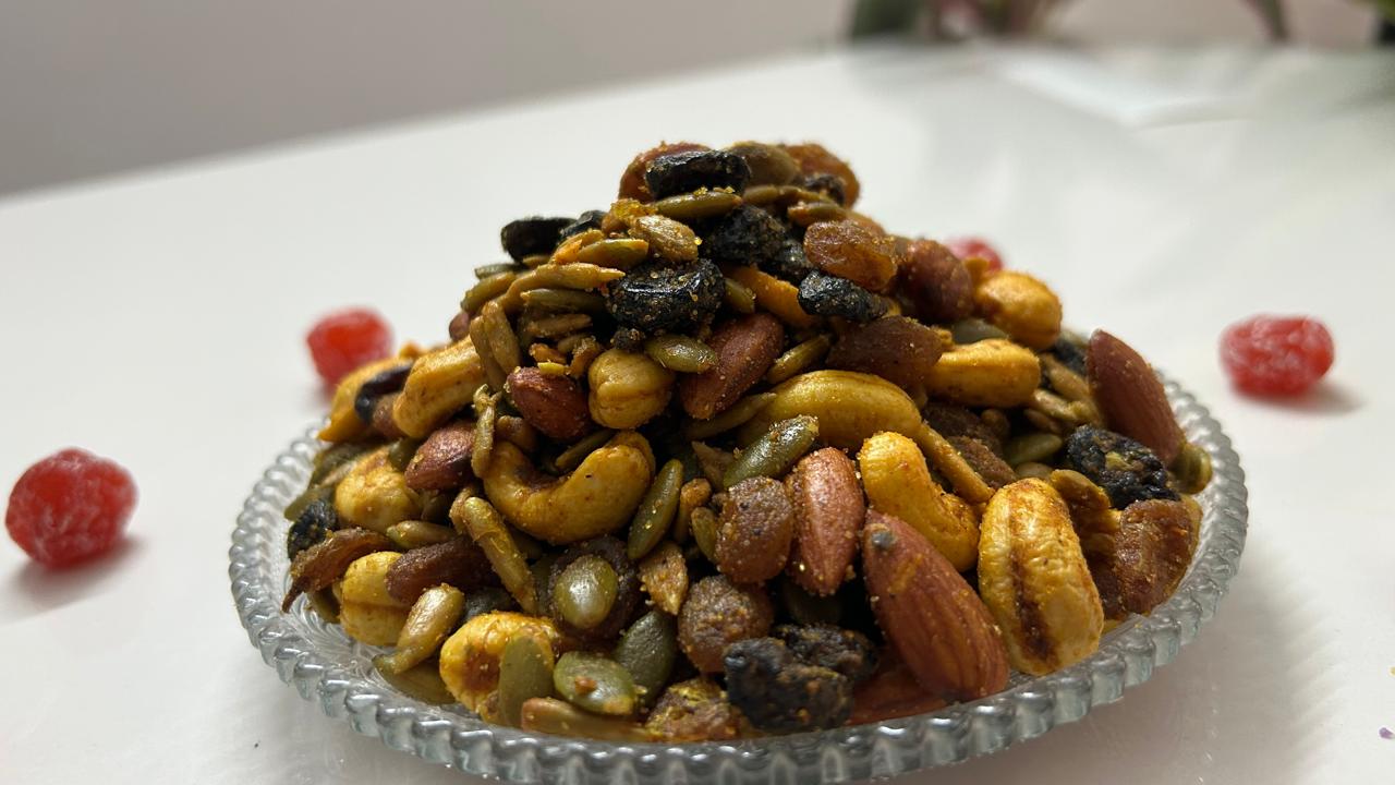 Nutrition Snacks – Healthy Roasted Dry Fruit Mix